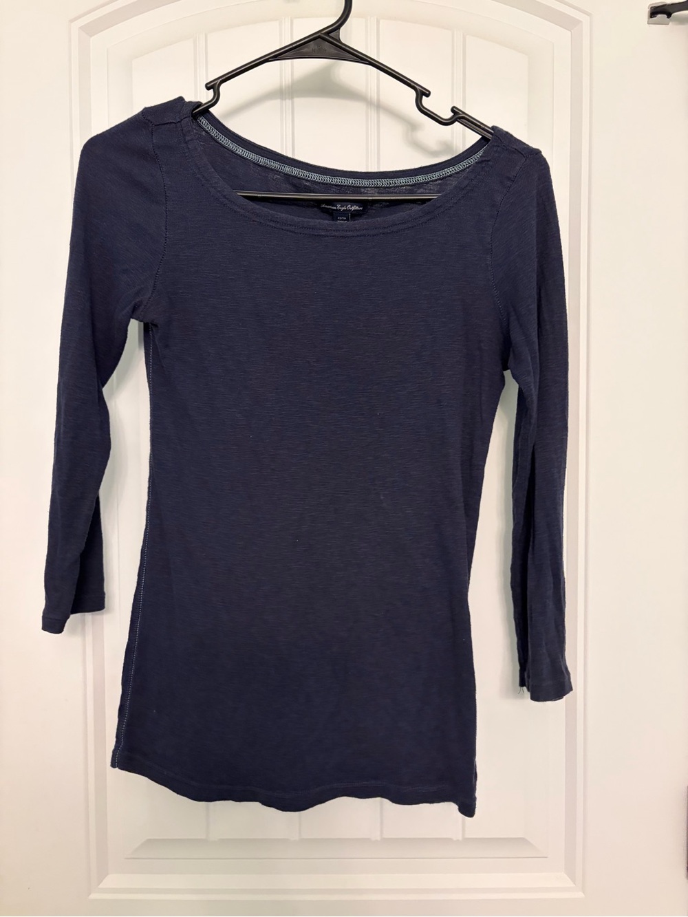American Eagle Outfitters Navy Scoop Neck Quarter Sleeve Top